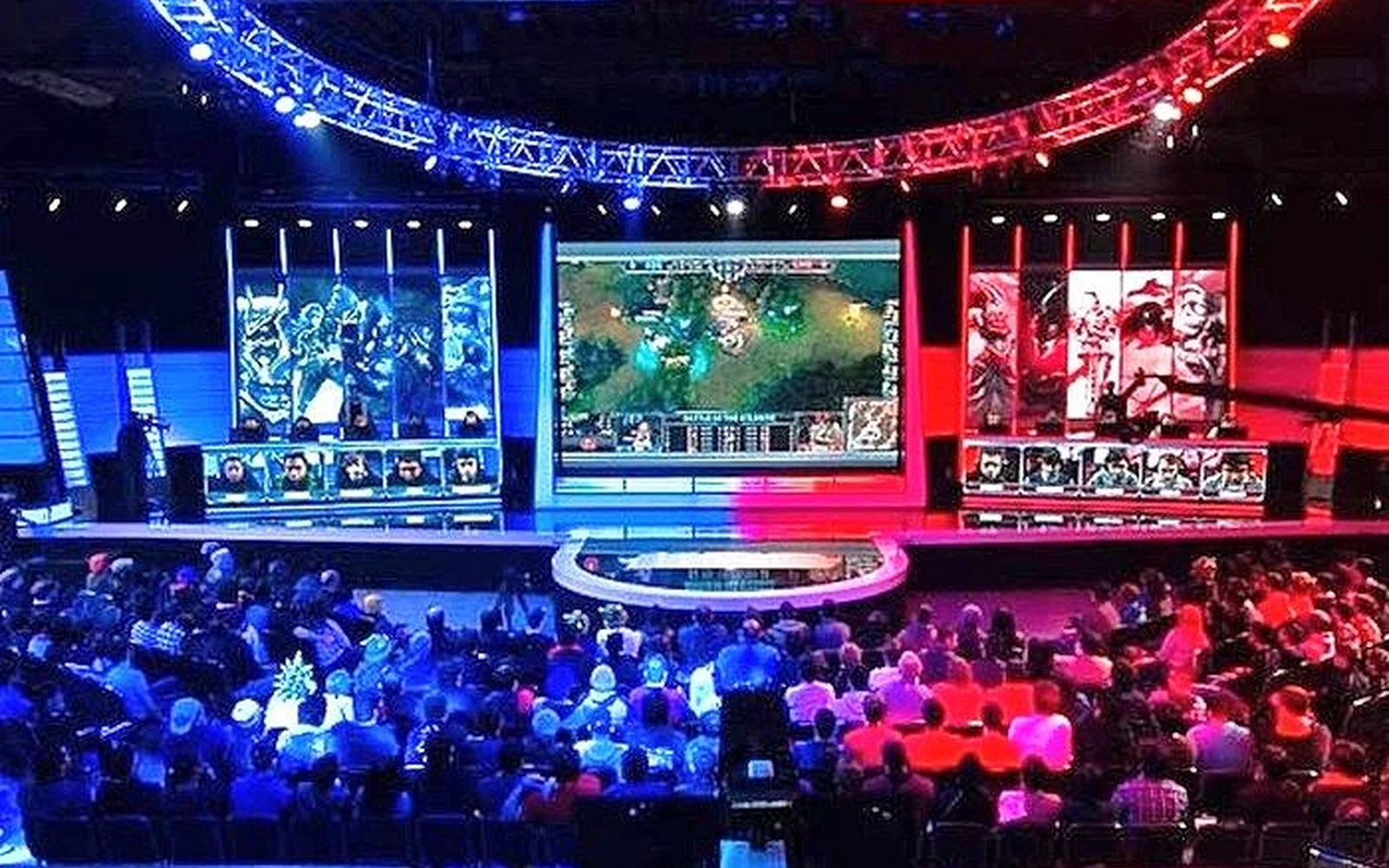 Visual permainan elektronik dan kategori hiburan CASTLETOTO